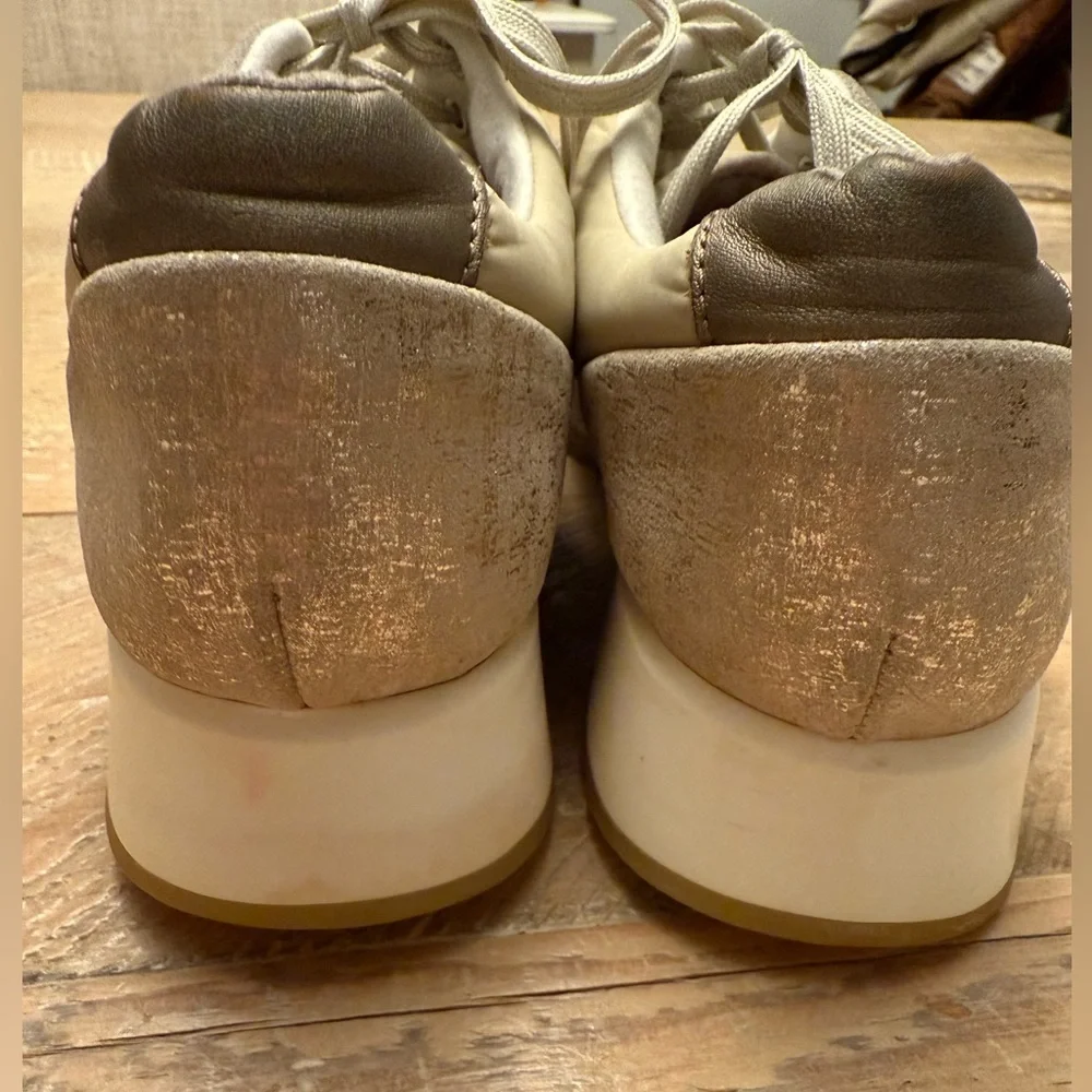 Munro Piper Suede / Nylon Casual Sneakers EUC 10.5 N